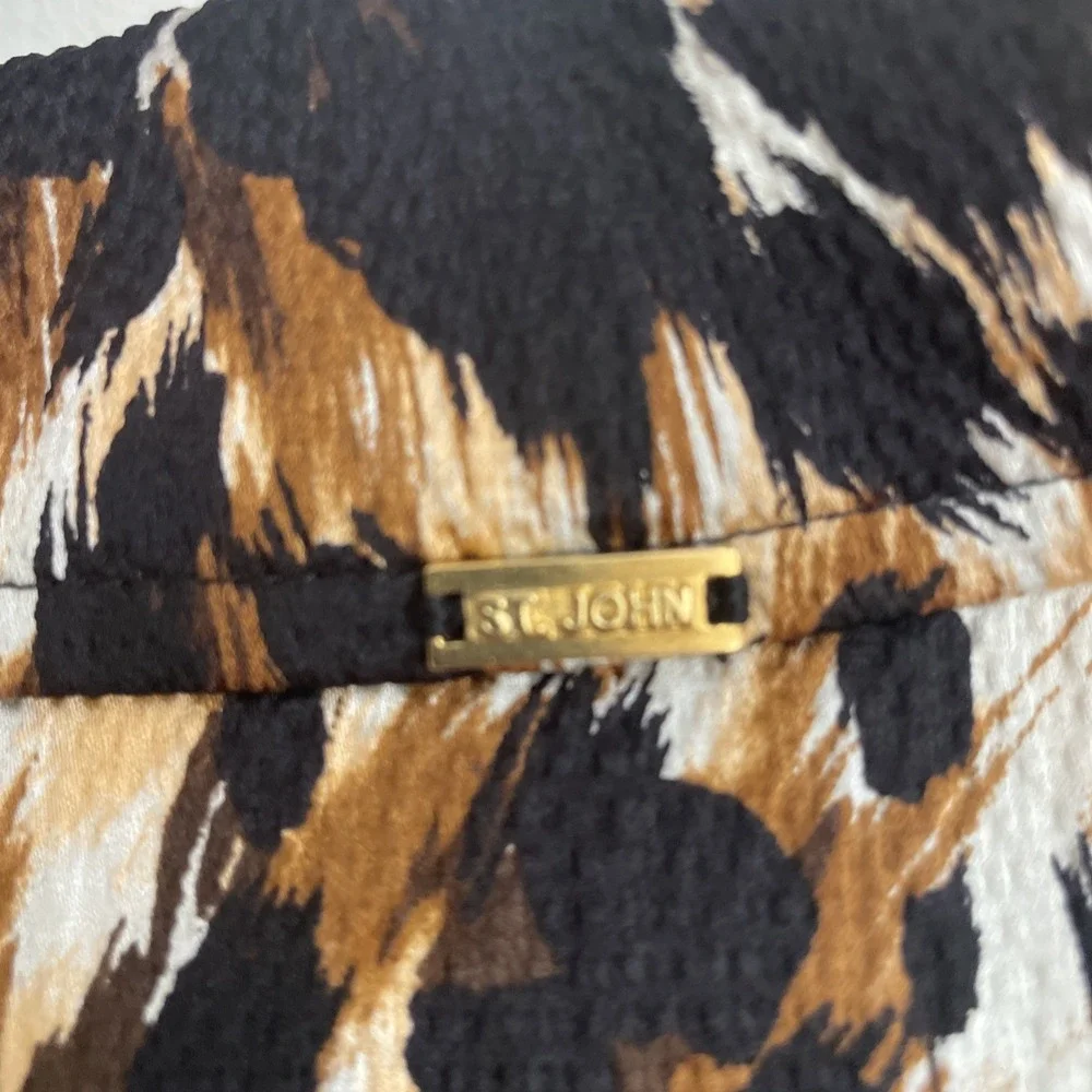St. John Yellow‎ Label Silk Shift Dress Women's 10 Black Animal Print